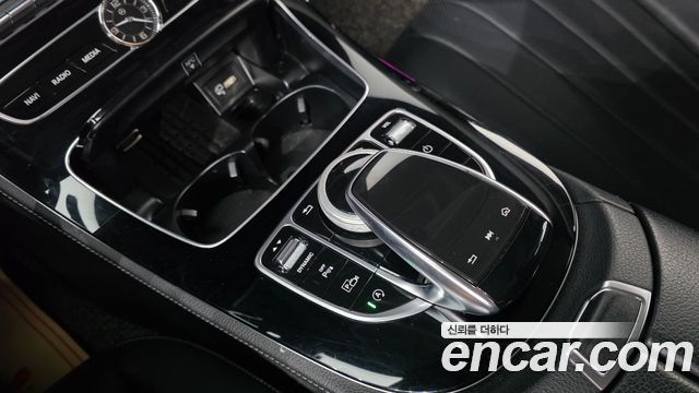 Mercedes-Benz E-Class (W213) E300 4MATIC Exclusive 2019 — фото 19