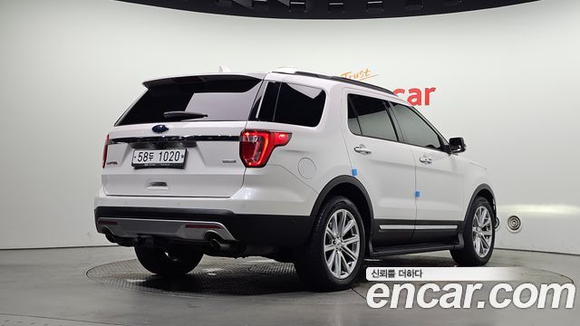 Ford Explorer 2.3 Limited 4WD 5th 2017 — фото 2
