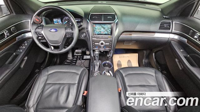 Ford Explorer 2.3 Limited 4WD 5th 2017 — фото 7