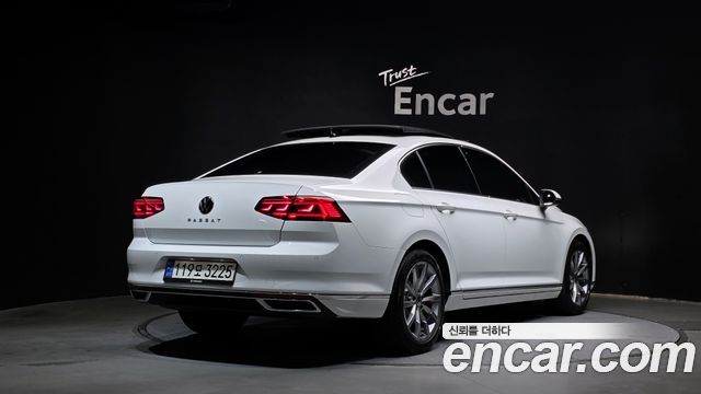 Volkswagen Passat GT (B8) 2.0 TDI Prestige 2021 — фото 2