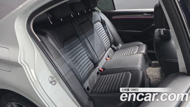 Volkswagen Passat GT (B8) 2.0 TDI Prestige 2021 — фото 11