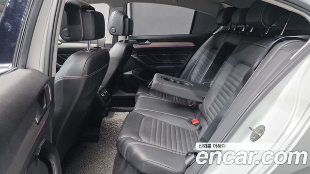 Volkswagen Passat GT (B8) 2.0 TDI Prestige 2021 — фото 12