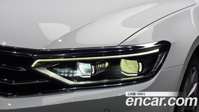 Volkswagen Passat GT (B8) 2.0 TDI Prestige 2021 — фото 22