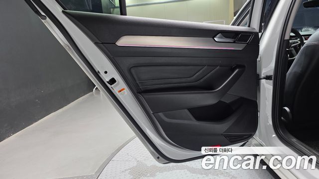 Volkswagen Passat GT (B8) 2.0 TDI Prestige 2021 — фото 25