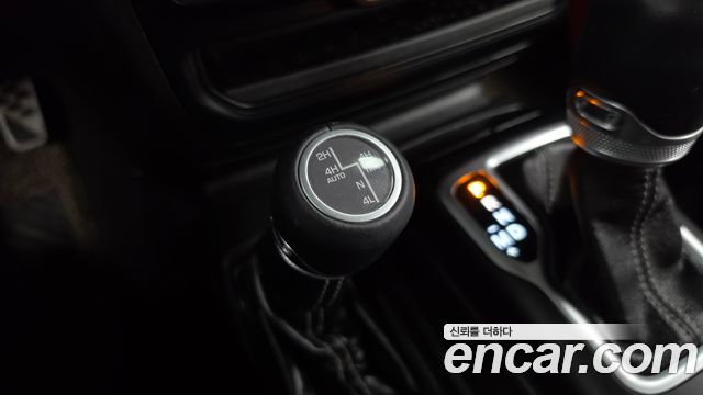 Jeep Wrangler (JL) 2.0 Overland 4Door 2019 — фото 17