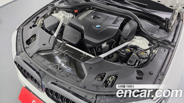 BMW 5 Series (G30) 530i xDrive M Sport Package Plus 2019 — фото 6