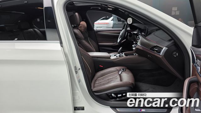 BMW 5 Series (G30) 530i xDrive M Sport Package Plus 2019 — фото 11
