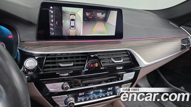 BMW 5 Series (G30) 530i xDrive M Sport Package Plus 2019 — фото 15