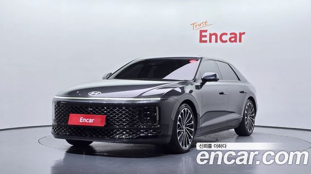Hyundai Grandeur (GN7) 2,5 Gasoline 2WD Calligraphy 2023 — фото 1