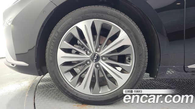 Kia K8 Hybrid Signature Special 2023 — фото 5