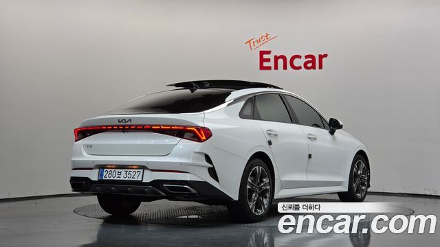 Kia K5 (III) 2.0 Noblesse 2023 — фото 2