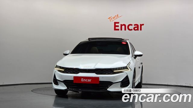 Kia K5 (III) 2.0 Noblesse 2023 — фото 3