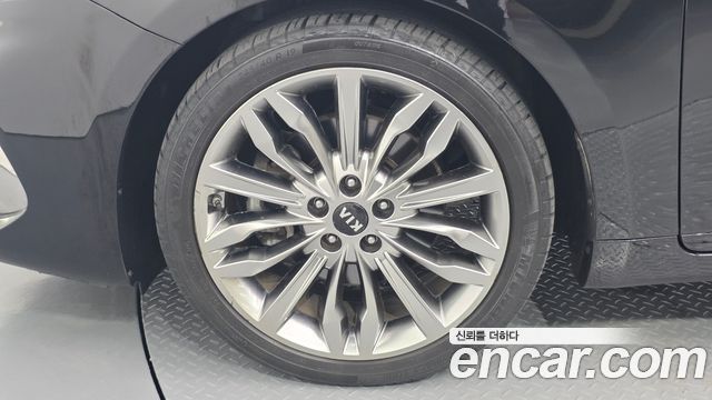 Kia K7 Premier 2.5 GDI X Edition 2020 — фото 5
