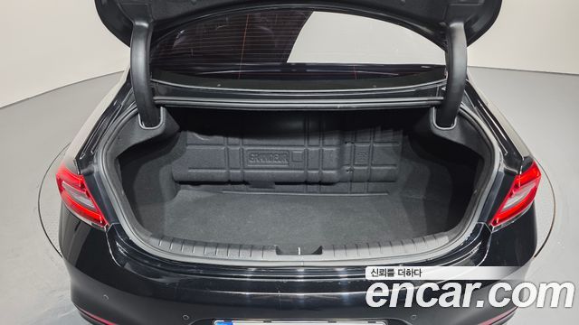 Hyundai Grandeur (IG) 3.0 LPi Modern (Rental Car) 2019 — фото 20