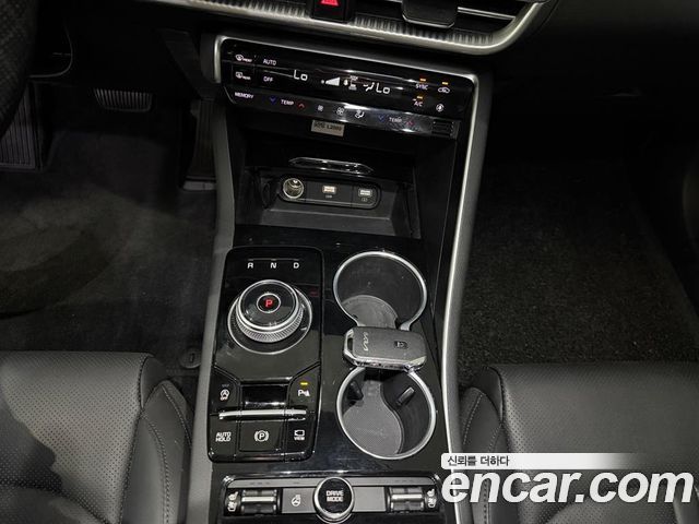 Kia K5 (III) 1.6 Turbo Prestige 2023 — фото 16