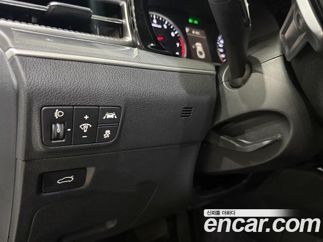 Kia K5 (III) 1.6 Turbo Prestige 2023 — фото 19