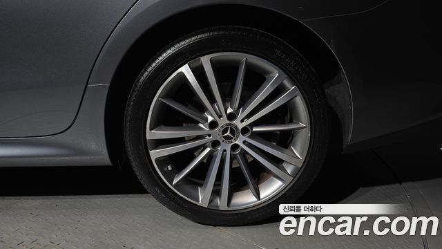 Mercedes-Benz CLS-Class (C257) CLS400d 4MATIC 2019 — фото 21