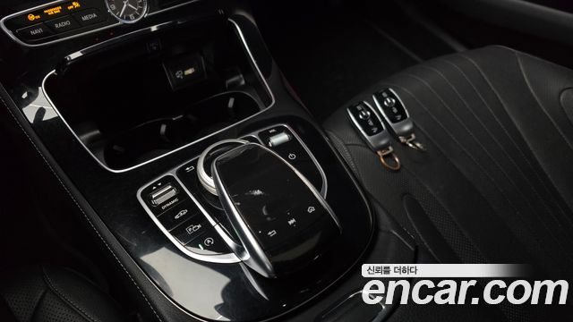 Mercedes-Benz CLS-Class (C257) CLS400d 4MATIC 2019 — фото 31