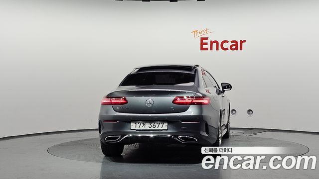 Mercedes-Benz E-Class (W213) E220d Coupe 2017 — фото 4