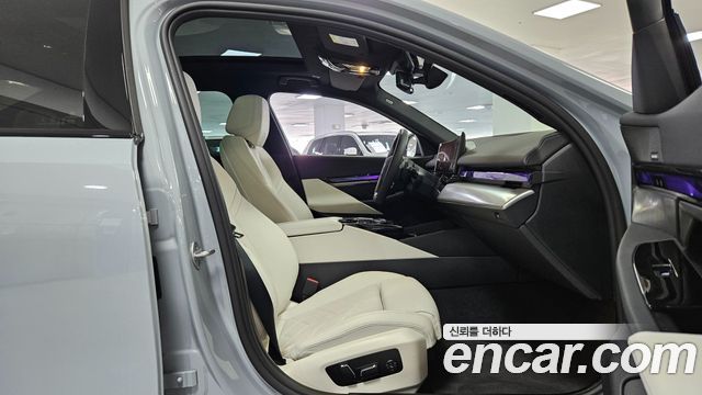BMW 5 Series (G60) 520i M Sport 2026 — фото 17