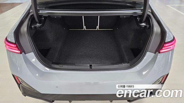 BMW 5 Series (G60) 520i M Sport 2026 — фото 24