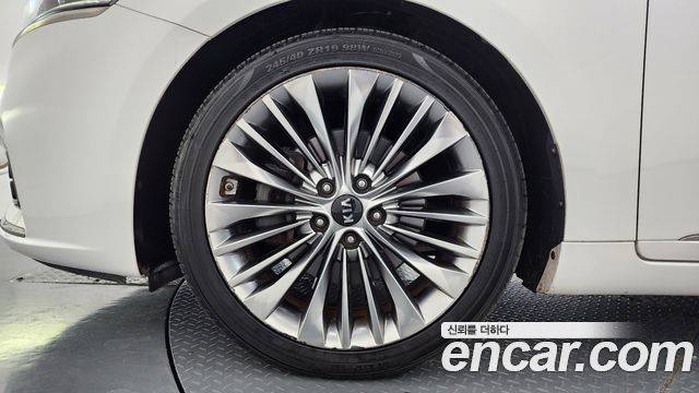 Kia K7 2.2 Diesel Limited 2018 — фото 5