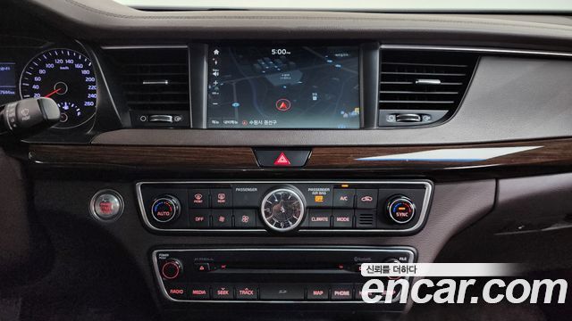 Kia K7 2.2 Diesel Limited 2018 — фото 14