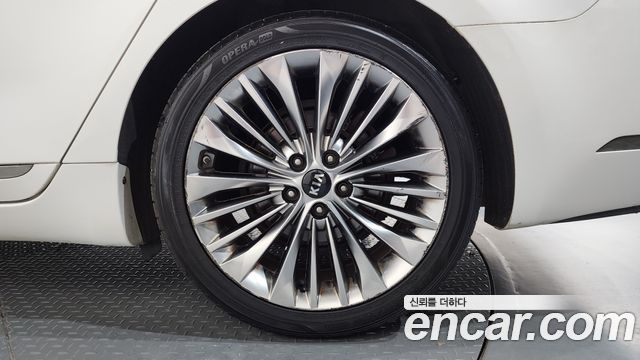 Kia K7 2.2 Diesel Limited 2018 — фото 21