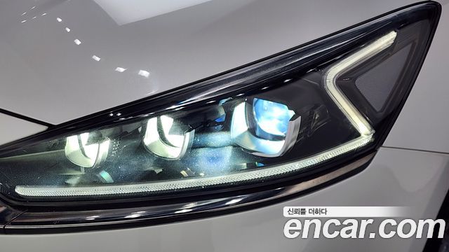Kia K7 2.2 Diesel Limited 2018 — фото 22