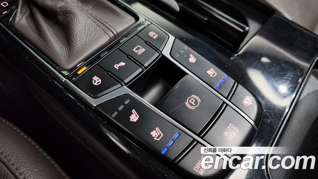 Kia K7 2.2 Diesel Limited 2018 — фото 26