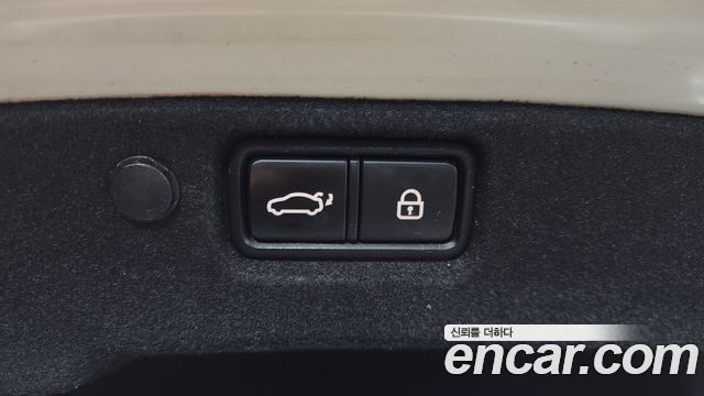Kia K7 2.2 Diesel Limited 2018 — фото 31