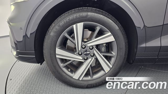 Genesis GV70 2.5T Gasoline AWD 2025 — фото 5