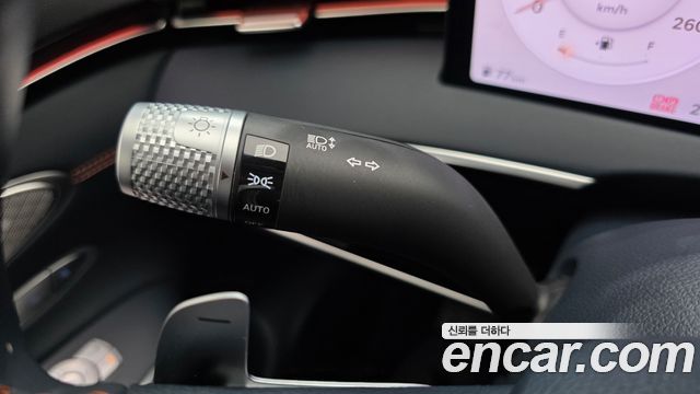 Genesis GV70 2.5T Gasoline AWD 2025 — фото 28