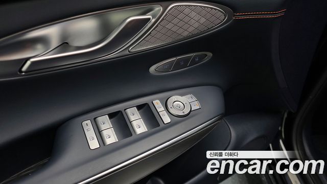 Genesis GV70 2.5T Gasoline AWD 2025 — фото 33