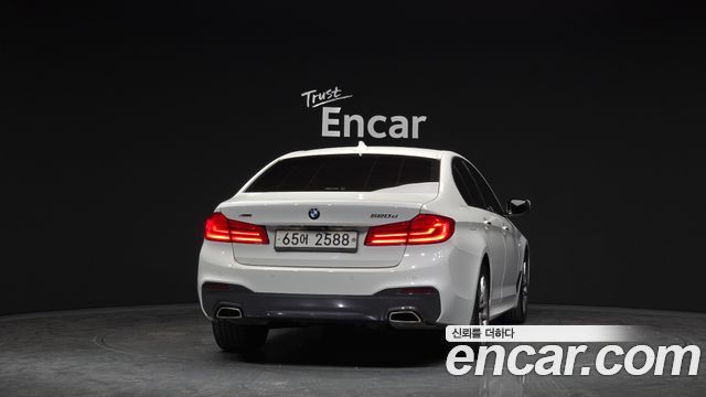 BMW 5 Series (G30) 520d xDrive M Sport Package Plus 2017 — фото 4