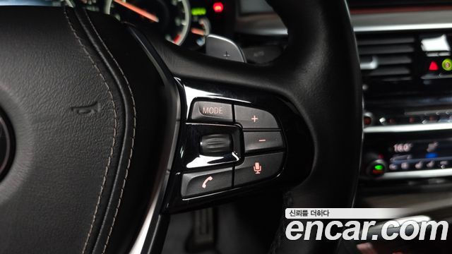 BMW 5 Series (G30) 520d xDrive M Sport Package Plus 2017 — фото 31