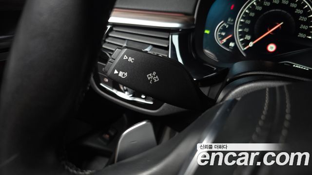 BMW 5 Series (G30) 520d xDrive M Sport Package Plus 2017 — фото 34