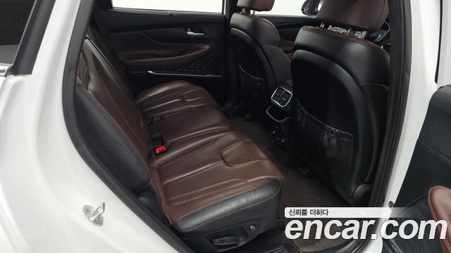 Hyundai Santa Fe (TM) Diesel 2.2 4WD Inspiration 2019 — фото 12