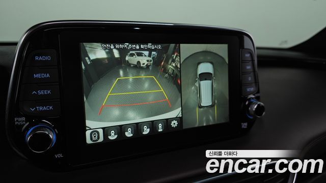 Hyundai Santa Fe (TM) Diesel 2.2 4WD Inspiration 2019 — фото 15