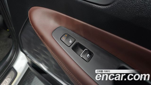 Hyundai Santa Fe (TM) Diesel 2.2 4WD Inspiration 2019 — фото 30