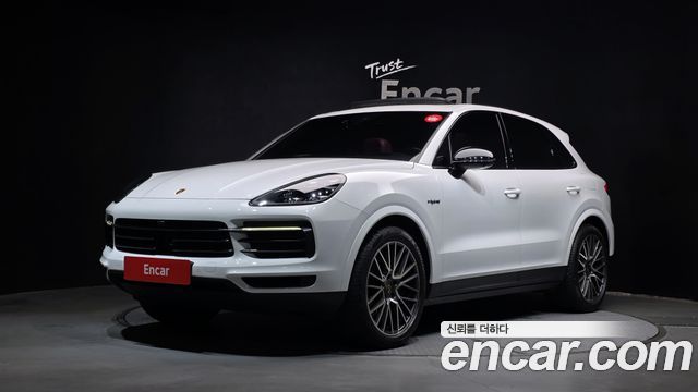 Porsche Cayenne (PO536) 3.0 E-Hybrid 2021 — фото 1