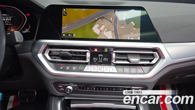 BMW 4 Series (G22) 420i Online Exclusive Convertible 2022 — фото 12