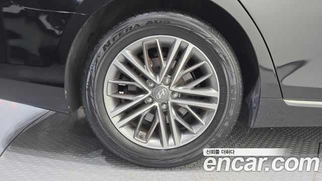 Hyundai Grandeur (IG) 2.4 Premium 2019 — фото 5