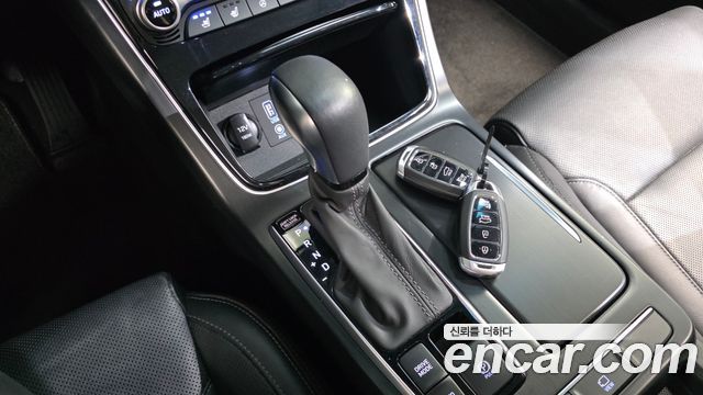 Hyundai Grandeur (IG) 2.4 Premium 2019 — фото 9