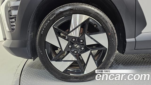 Hyundai Kona (SX2) Gasoline 1.6 Turbo 2WD Inspiration 2025 — фото 5