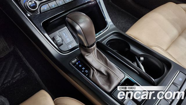 Hyundai Grandeur (IG) 3.0 Exclusive Special 2019 — фото 9