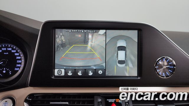 Hyundai Grandeur (IG) 3.0 Exclusive Special 2019 — фото 19