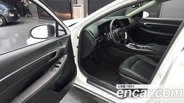 Hyundai Sonata (DN8) 2.0 LPG(rental car) Smart 2022 — фото 10