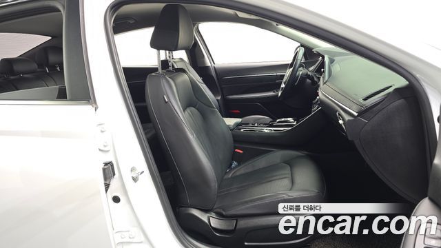 Hyundai Sonata (DN8) 2.0 LPG(rental car) Smart 2022 — фото 16