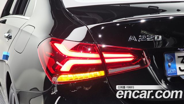 Mercedes-Benz A-Class (W177) A220 Sedan 2021 — фото 23